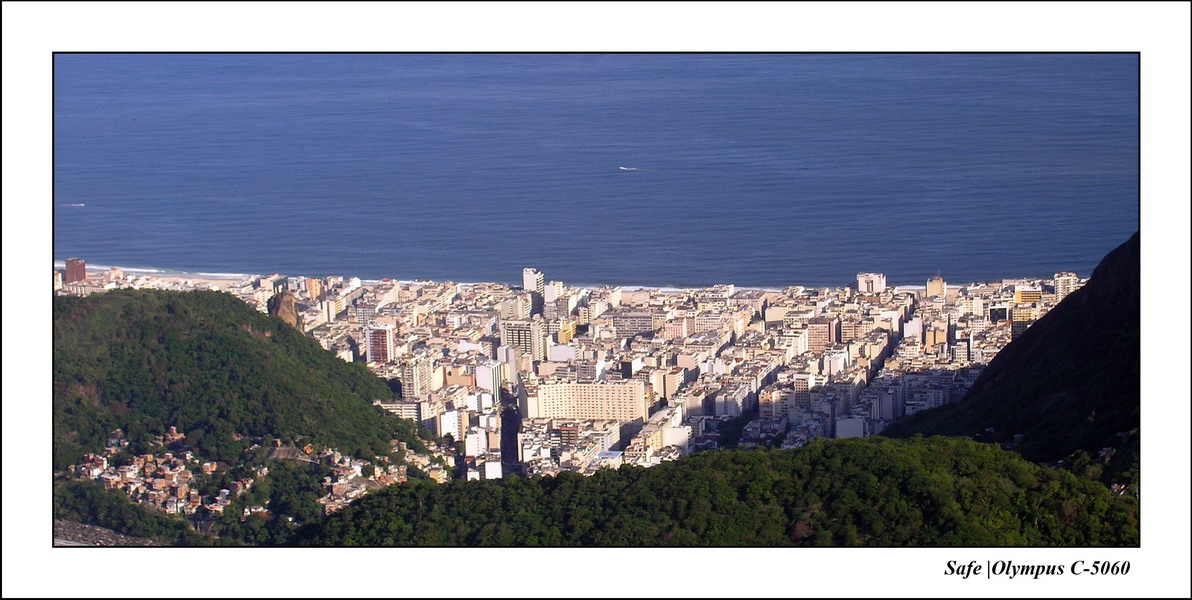 2005 - 11 - Rio - copacabana 10.JPG